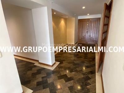 Apartamento en venta en El Poblado, Medellín · foto 12 de 20
