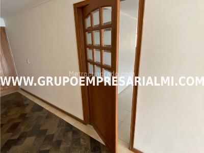 Apartamento en venta en El Poblado, Medellín · foto 15 de 20
