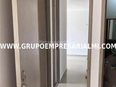 Apartamento de 2 alcobas en venta en Los Alcazares, Sabaneta, 59 m² · foto 6 de 9