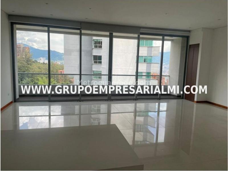 Luxury 2BR Apartment with 3 Baths in El Tesoro - 2
