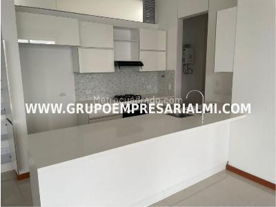 Apartamento en arriendo en El Poblado, Medellín · foto 4 de 19