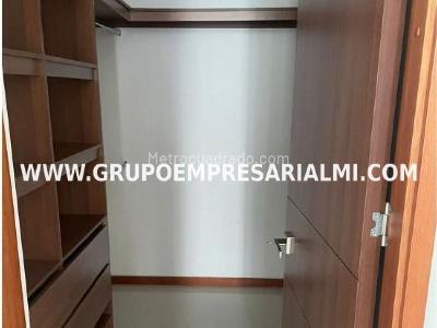 Apartamento en arriendo en El Poblado, Medellín · foto 12 de 19