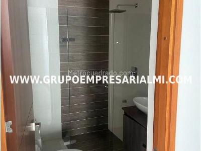 Apartamento en arriendo en El Poblado, Medellín · foto 14 de 19