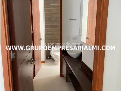 Apartamento en arriendo en El Poblado, Medellín · foto 16 de 19