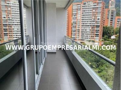Apartamento en arriendo en El Poblado, Medellín · foto 18 de 19