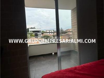 Casa de 3 alcobas en venta en Estadio, Medellín, 81 m² · foto 11 de 13