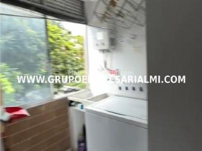 Casa de 3 alcobas en venta en Estadio, Medellín, 81 m² · foto 13 de 13