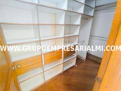Casa de 4 alcobas en arriendo en El Poblado, Medellín, 320 m² · foto 12 de 20