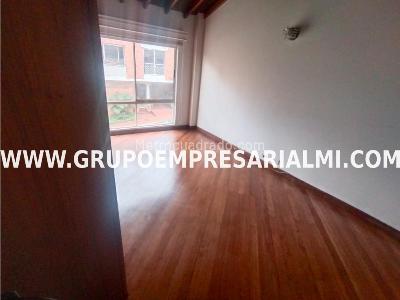Casa de 4 alcobas en arriendo en El Poblado, Medellín, 320 m² · foto 16 de 20