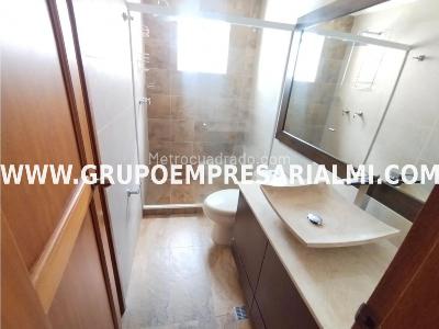 Casa de 4 alcobas en arriendo en El Poblado, Medellín, 320 m² · foto 19 de 20