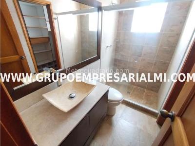 Casa de 4 alcobas en arriendo en El Poblado, Medellín, 320 m² · foto 20 de 20