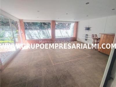 Casa de 4 alcobas en arriendo en El Poblado, Medellín, 320 m² · foto 6 de 20