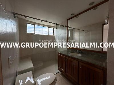 Apartamento en arriendo en El Poblado, Medellín · foto 15 de 17