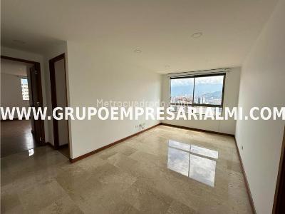 Apartamento en arriendo en El Poblado, Medellín · foto 6 de 17