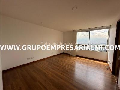 Apartamento en arriendo en El Poblado, Medellín · foto 8 de 17