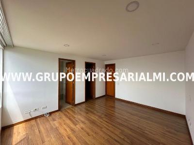 Apartamento en arriendo en El Poblado, Medellín · foto 9 de 17