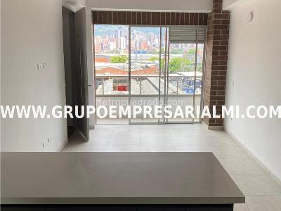 Apartamento en venta en La Independencia, Itagüí · foto 3 de 12
