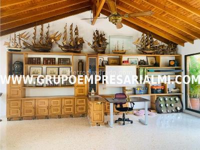 Apartamento de 4 alcobas en venta en El Diamante No. 2, Medellín, 243 m² · foto 10 de 20