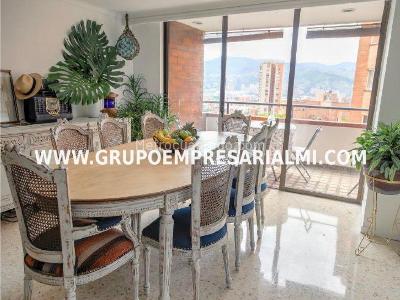 Apartamento de 4 alcobas en venta en El Diamante No. 2, Medellín, 243 m² · foto 4 de 20
