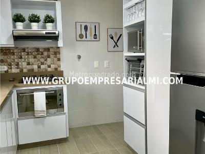 Apartamento de 3 alcobas en arriendo en El Poblado, Medellín, 84 m² · foto 12 de 20