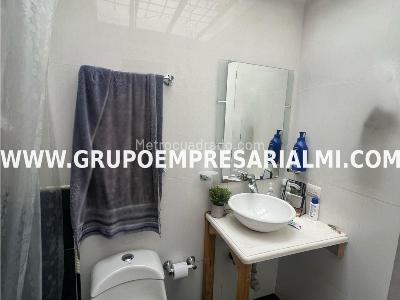 Casa de 5 alcobas en venta en Los Colores, Medellín, 337 m² · foto 14 de 20