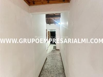 Casa de 5 alcobas en venta en Los Colores, Medellín, 337 m² · foto 6 de 20