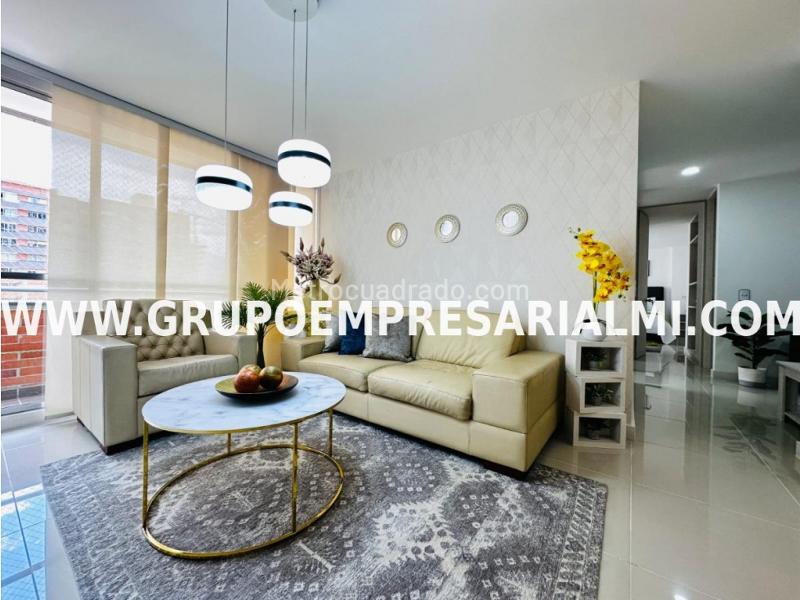 Apartamento de Lujo Amoblado de 3 Alcobas en El Poblado - 2