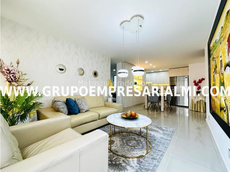 Apartamento de Lujo Amoblado de 3 Alcobas en El Poblado - 4