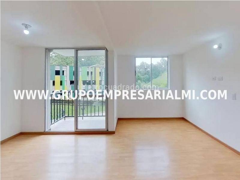 Apartamento en Arriendo, Rionegro Centro, Rionegro - 3