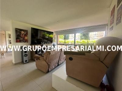 Apartamento de 4 alcobas en venta en El Poblado, Medellín, 440 m² · foto 9 de 20
