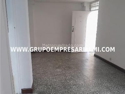 Apartamento de 4 alcobas en venta en Boston, Medellín, 93 m² · foto 13 de 18
