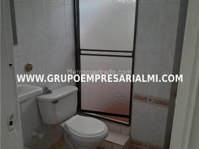 Apartamento de 4 alcobas en venta en Boston, Medellín, 93 m² · foto 15 de 18