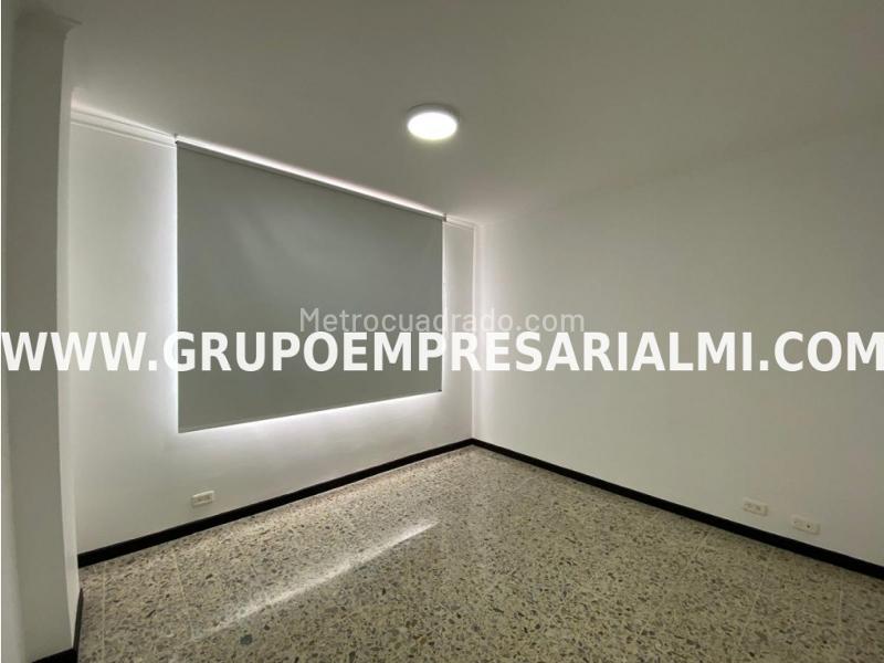 Beautiful 3BR Apartment in Los Naranjos - 9