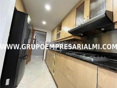 Apartamento en venta en Villa Grande, Envigado · foto 2 de 11