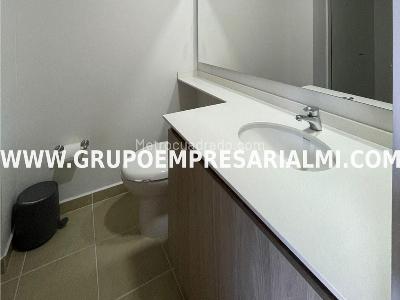 Apartamento de 3 alcobas en venta en El Salado, Envigado, 80 m² · foto 11 de 24
