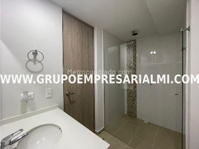 Apartamento de 3 alcobas en venta en El Salado, Envigado, 80 m² · foto 12 de 24