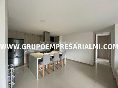 Apartamento de 3 alcobas en venta en El Salado, Envigado, 80 m² · foto 5 de 24