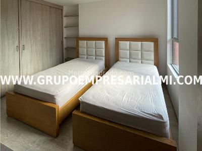 Apartamento de 3 alcobas en venta en El Salado, Envigado, 80 m² · foto 8 de 24
