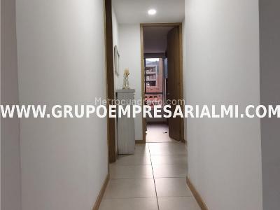 Apartamento en venta en Laureles, Medellín · foto 11 de 18