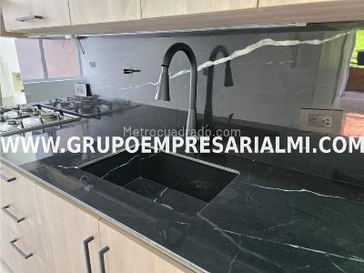 Apartamento de 3 alcobas en venta en El Poblado, Medellín, 92 m² · foto 4 de 20