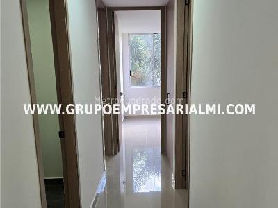 Apartamento de 3 alcobas en venta en El Poblado, Medellín, 92 m² · foto 12 de 20