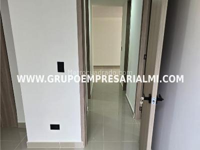 Apartamento de 3 alcobas en venta en El Poblado, Medellín, 92 m² · foto 15 de 20