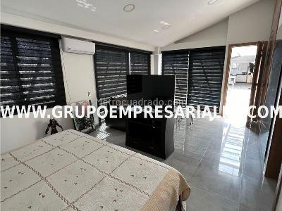 Apartamento de 3 alcobas en arriendo en Conquistadores, Medellín, 200 m² · foto 10 de 20