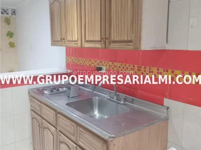 Apartaestudio en arriendo en El Velodromo, Medellín, 32 m² · foto 2 de 20