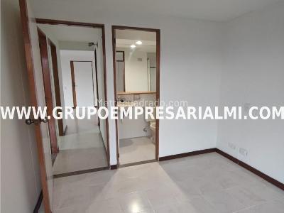Apartamento en venta en El Poblado, Medellín · foto 14 de 20