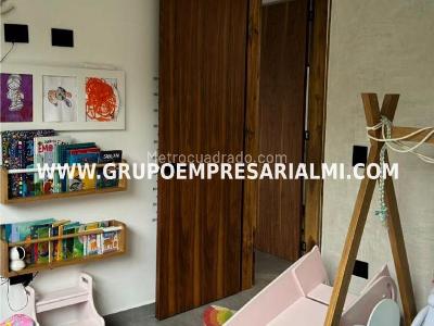 Apartamento en venta en Laureles, Medellín · foto 12 de 18