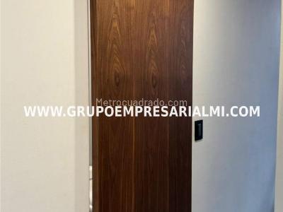 Apartamento en venta en Laureles, Medellín · foto 15 de 18