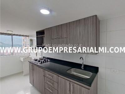 Apartamento de 3 alcobas en venta en La Doctora, Sabaneta, 58 m² · foto 4 de 20