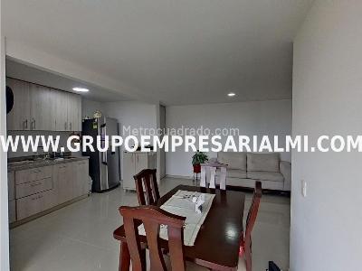 Apartamento de 3 alcobas en venta en La Doctora, Sabaneta, 73 m² · foto 3 de 20