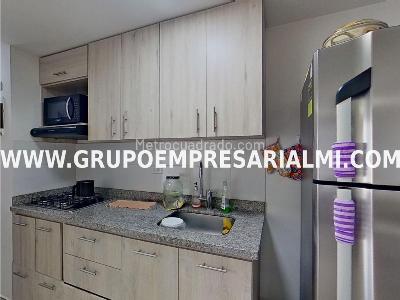 Apartamento de 3 alcobas en venta en La Doctora, Sabaneta, 73 m² · foto 4 de 20